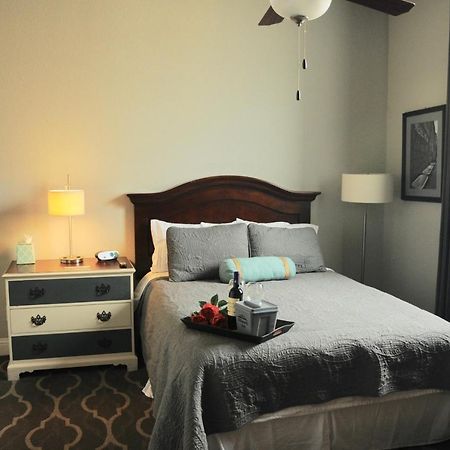The Dilworth Inn Gonzales Bagian luar foto
