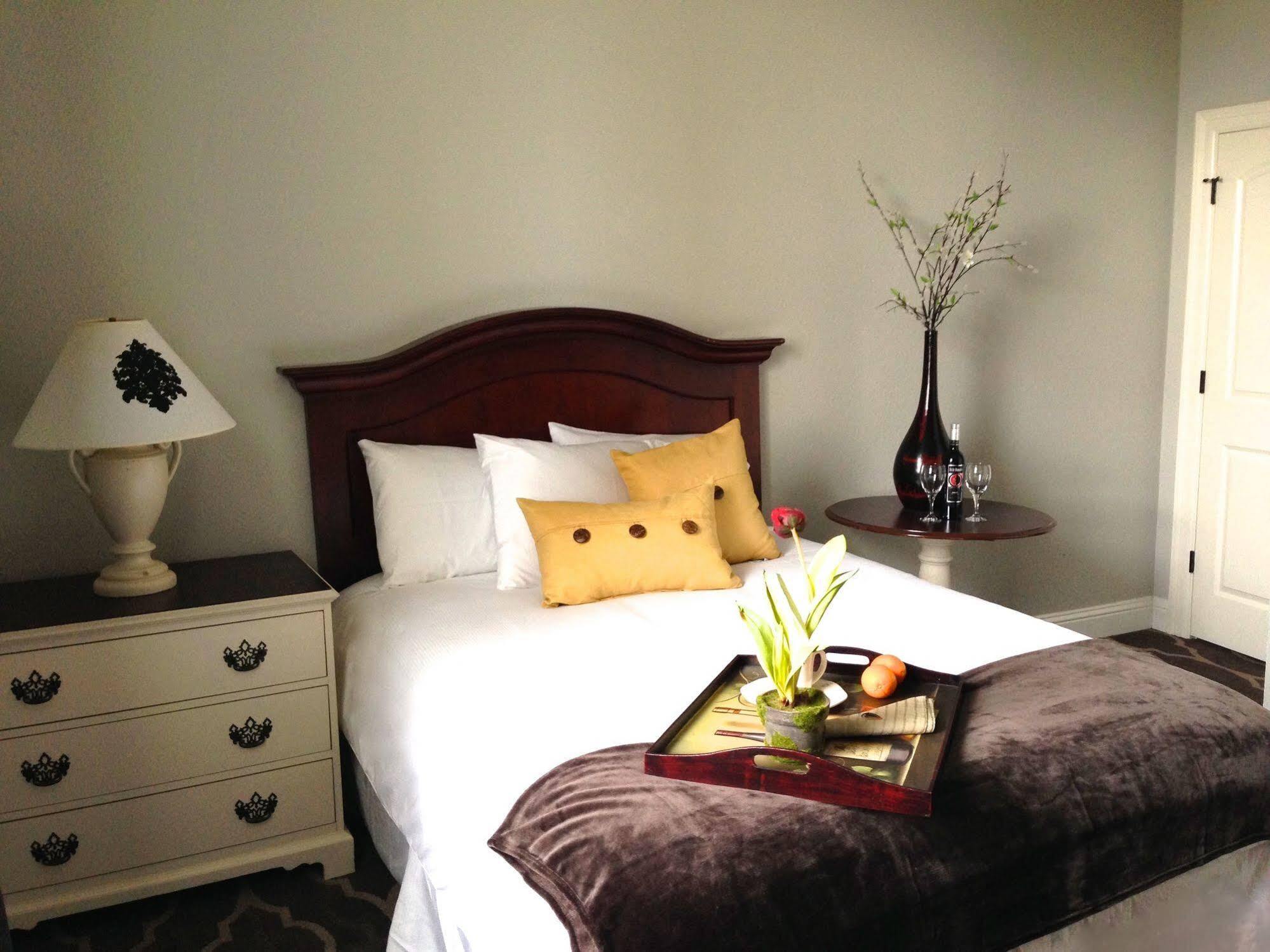 The Dilworth Inn Gonzales Bagian luar foto