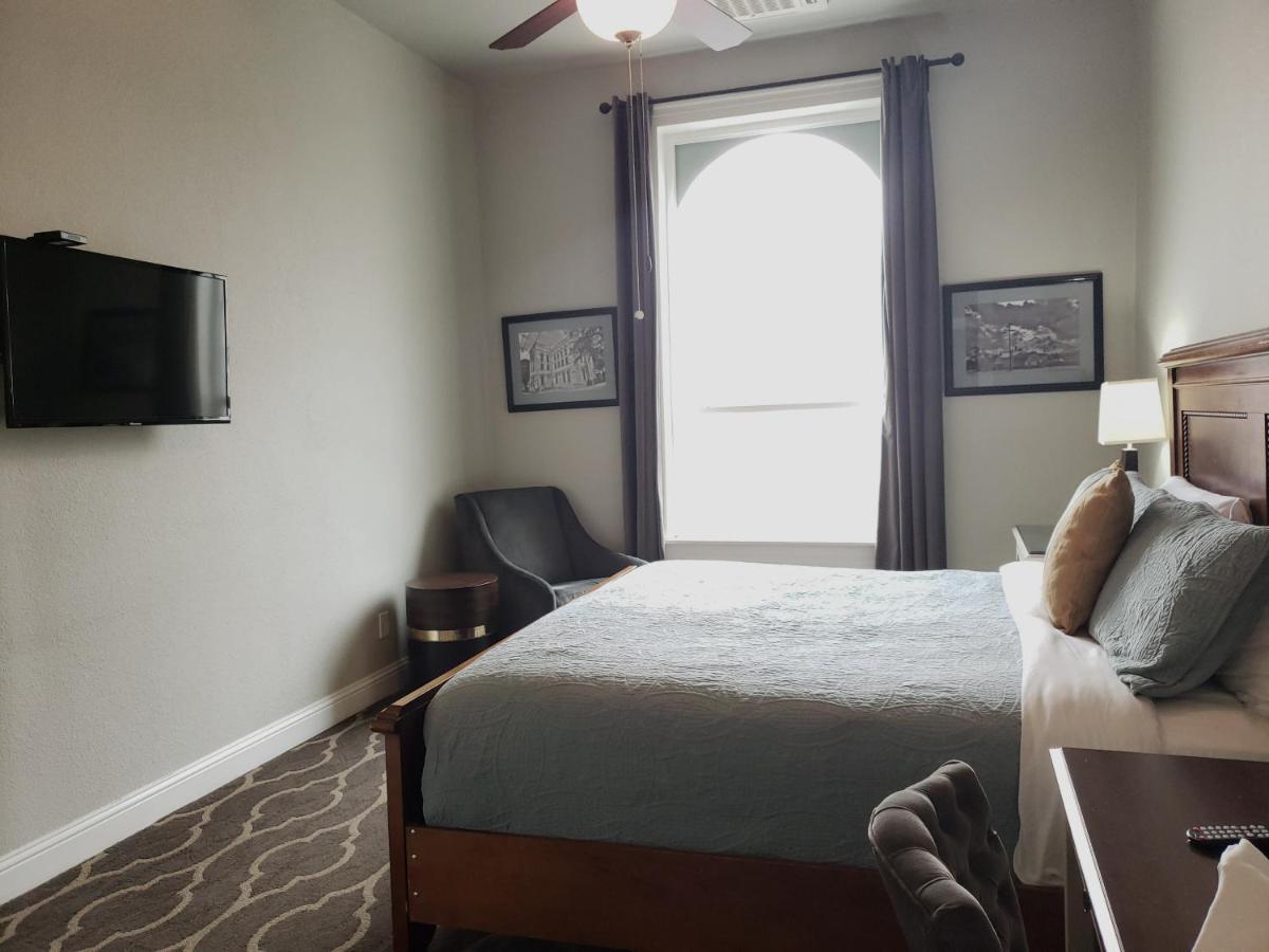 The Dilworth Inn Gonzales Bagian luar foto