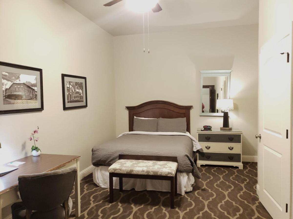 The Dilworth Inn Gonzales Bagian luar foto