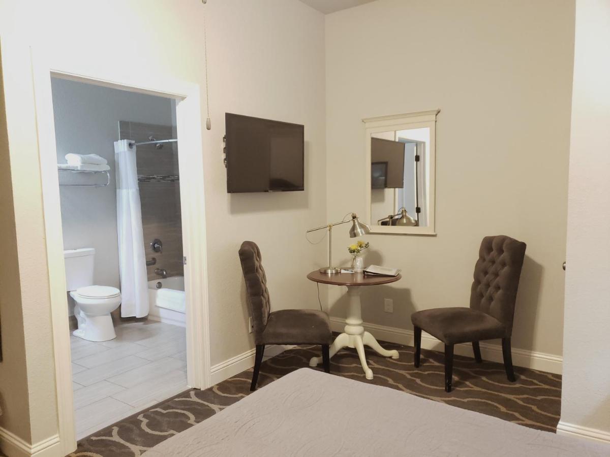 The Dilworth Inn Gonzales Bagian luar foto